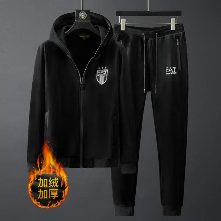 Picture of Armani Sweater Suits _SKUArmaniM-4XL25cr209736756